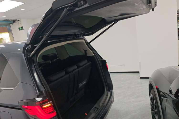 Used Honda Odyssey 2022 2.0L eHEV Sharp·Luxury Edition Trunk