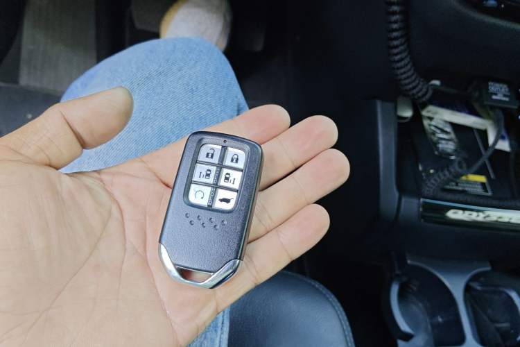 Used Honda Odyssey 2022 2.0L eHEV Sharp Supreme Edition Vehicle Key