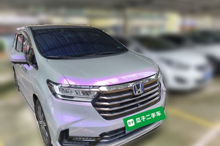 Used Honda Odyssey 2022 2.0L eHEV Sharp Smart Edition Front Right 45 Deg