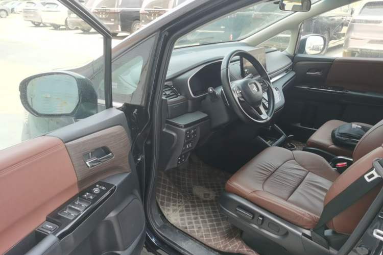 Used Honda Odyssey 2022 2.0L eHEV Sharp·Luxury Edition Driver Seat