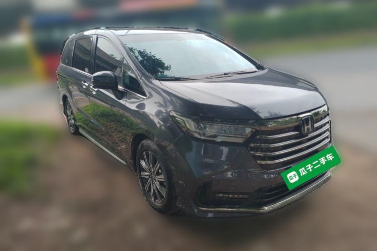 Used Honda Odyssey 2022 2.0L eHEV Sharp Smart Edition Front Right 45 Deg