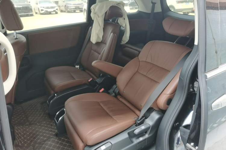 Used Honda Odyssey 2022 2.0L eHEV Sharp·Luxury Edition Left Rear Seat
