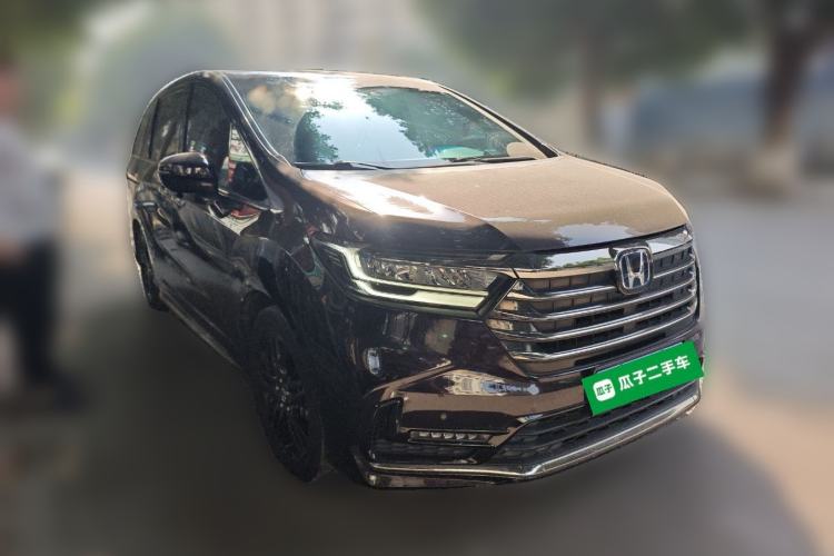 Used Honda Odyssey 2022 2.0L eHEV Sharp·Luxury Edition Front Right 45 Deg