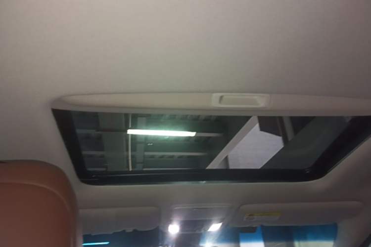 Used Honda Odyssey 2022 2.0L eHEV Sharp Supreme Edition Headliner