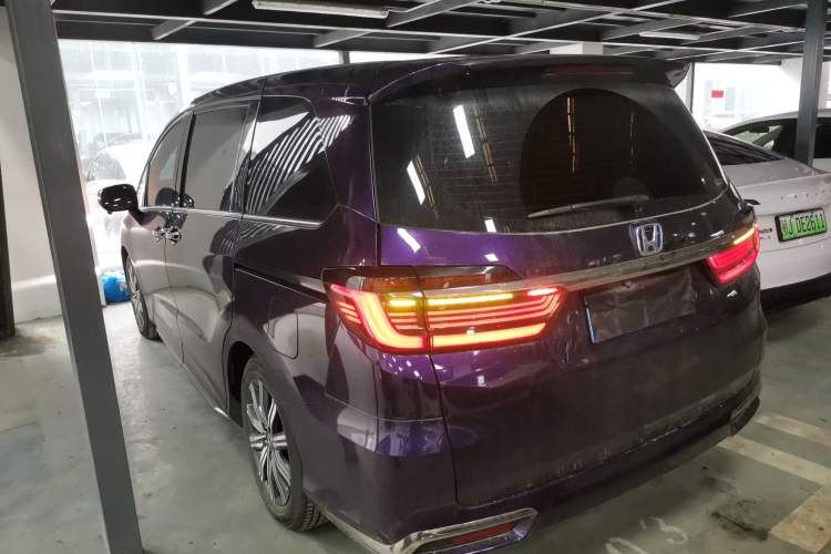 Used Honda Odyssey 2022 2.0L eHEV Sharp Enjoyment Edition Rear Left 45 Deg