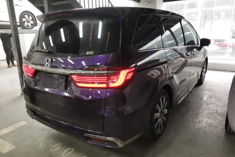 Used Honda Odyssey 2022 2.0L eHEV Sharp Enjoyment Edition Rear Right 45 Deg
