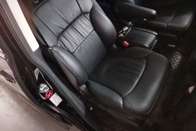 Used Honda Odyssey 2022 2.0L eHEV Sharp Enjoyment Edition Right Front Seat