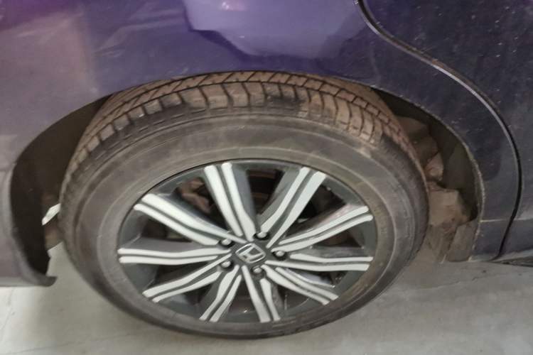 Used Honda Odyssey 2022 2.0L eHEV Sharp Enjoyment Edition Right Rear Wheel Hub