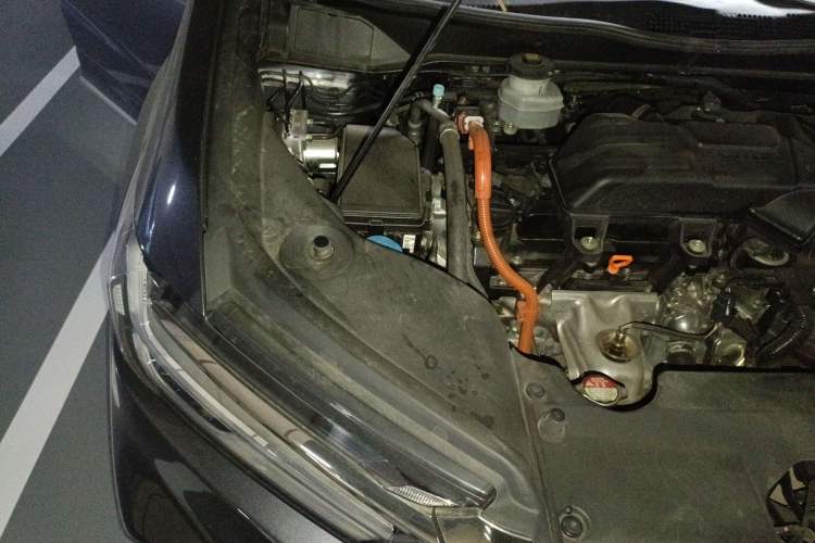 Used Honda Odyssey 2022 2.0L eHEV Sharp Supreme Edition Engine Bay Right