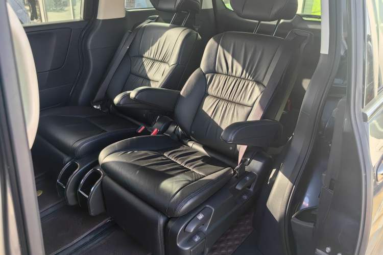 Used Honda Odyssey 2022 2.0L eHEV Sharp·Luxury Edition Interior 2