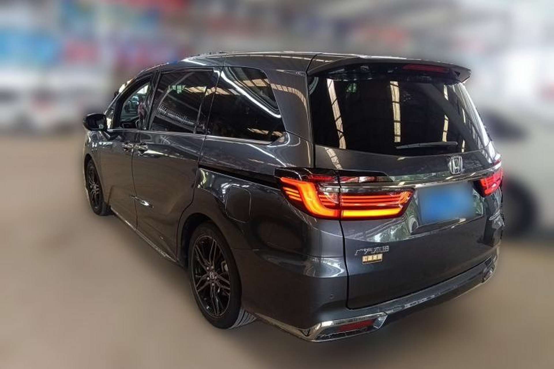 Used Honda Odyssey 2022 2.0L eHEV Sharp·Luxury Edition Rear Left 45 Deg