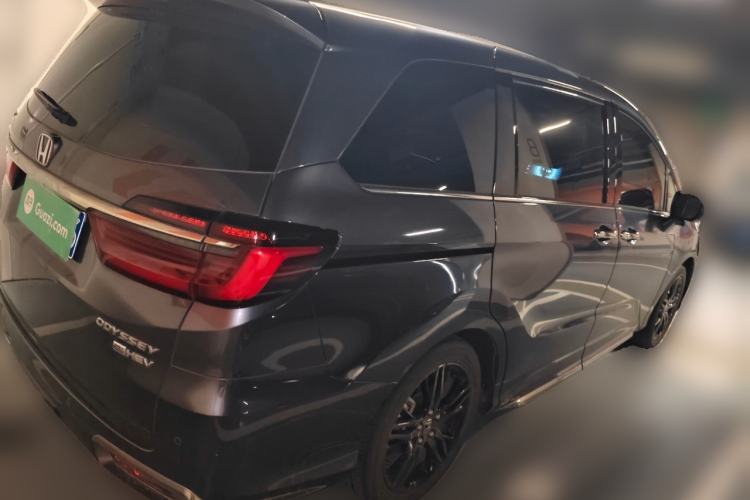 Used Honda Odyssey 2022 2.0L eHEV Sharp·Luxury Edition Rear Right 45 Deg