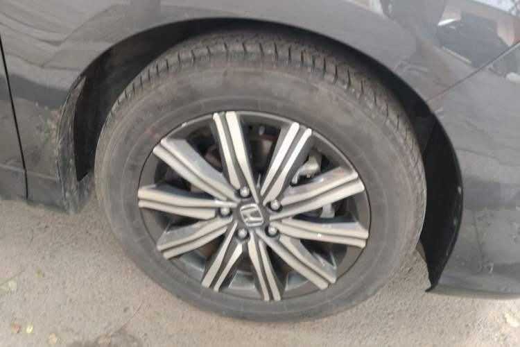 Used Honda Odyssey 2022 2.0L eHEV Sharp Enjoyment Edition Right Front Wheel Hub