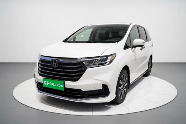 Ojetý Honda Odyssey 2022 2.0L eHEV Sharp Enjoyment Edition
