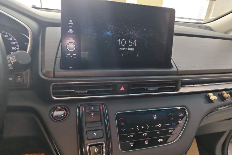 Used Honda Odyssey 2022 2.0L eHEV Sharp Enjoyment Edition Audio And AC Panel