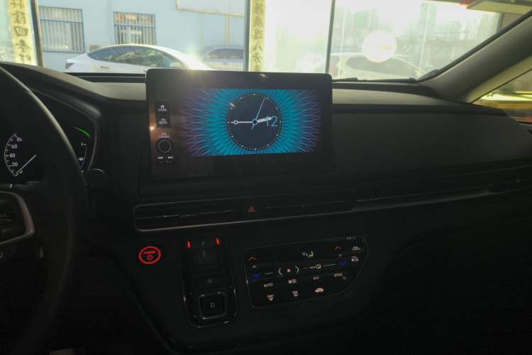 Used Honda Odyssey 2022 2.0L eHEV Sharp·Luxury Edition Audio And AC Panel