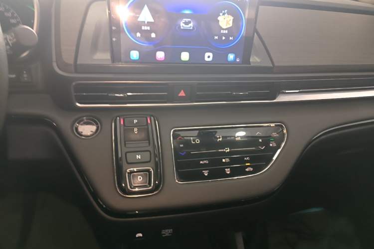 Used Honda Odyssey 2022 2.0L eHEV Sharp Enjoyment Edition Audio And AC Panel