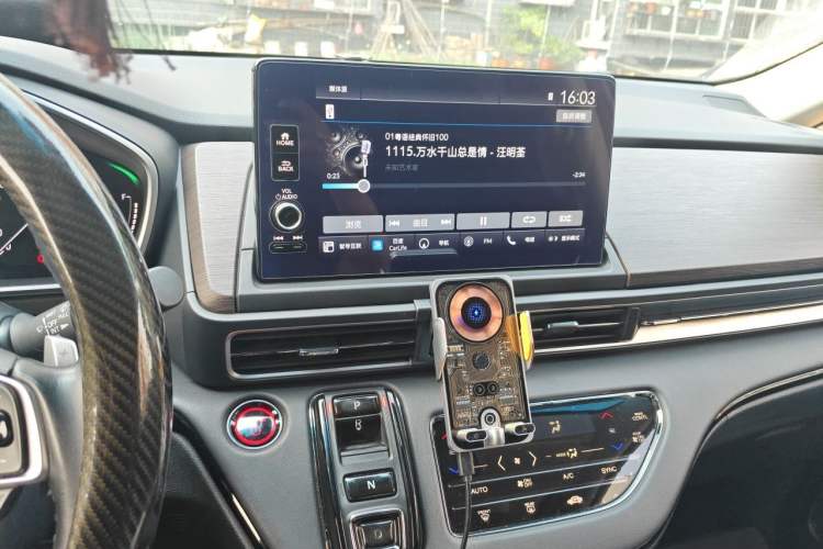 Used Honda Odyssey 2022 2.0L eHEV Sharp·Luxury Edition Audio And AC Panel