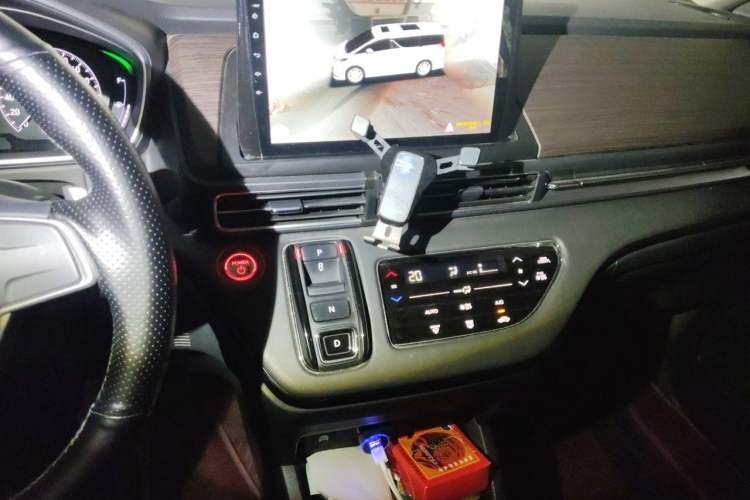 Used Honda Odyssey 2022 2.0L eHEV Sharp Enjoyment Edition Audio And AC Panel