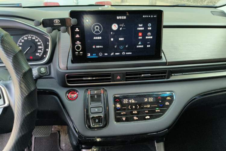 Used Honda Odyssey 2022 2.0L eHEV Sharp Supreme Edition Audio And AC Panel