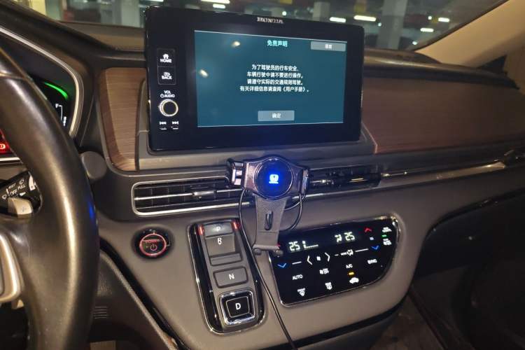 Used Honda Odyssey 2022 2.0L eHEV Sharp·Luxury Edition Audio And AC Panel