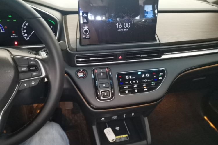 Used Honda Odyssey 2022 2.0L eHEV Sharp·Luxury Edition Audio And AC Panel