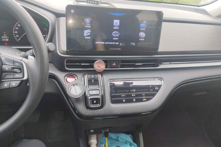 Used Honda Odyssey 2022 2.0L eHEV Sharp Enjoyment Edition Audio And AC Panel