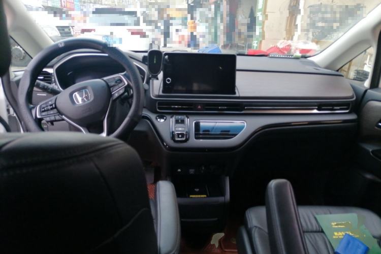 Used Honda Odyssey 2022 2.0L eHEV Sharp Enjoyment Edition Center Console