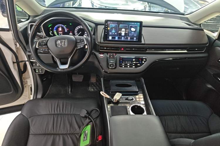 Used Honda Odyssey 2022 2.0L eHEV Sharp Enjoyment Edition Center Console