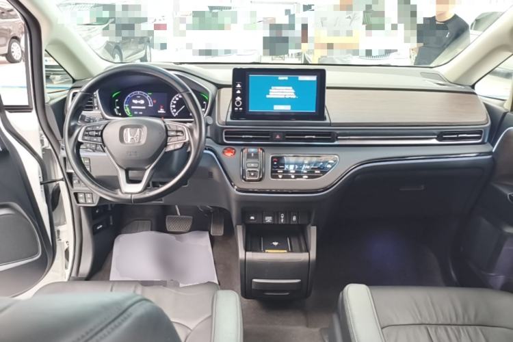 Used Honda Odyssey 2022 2.0L eHEV Sharp Enjoyment Edition Center Console
