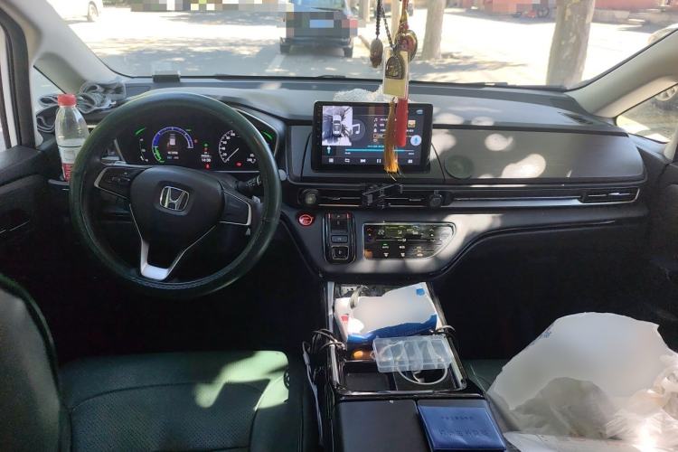 Used Honda Odyssey 2022 2.0L eHEV Sharp Enjoyment Edition Center Console