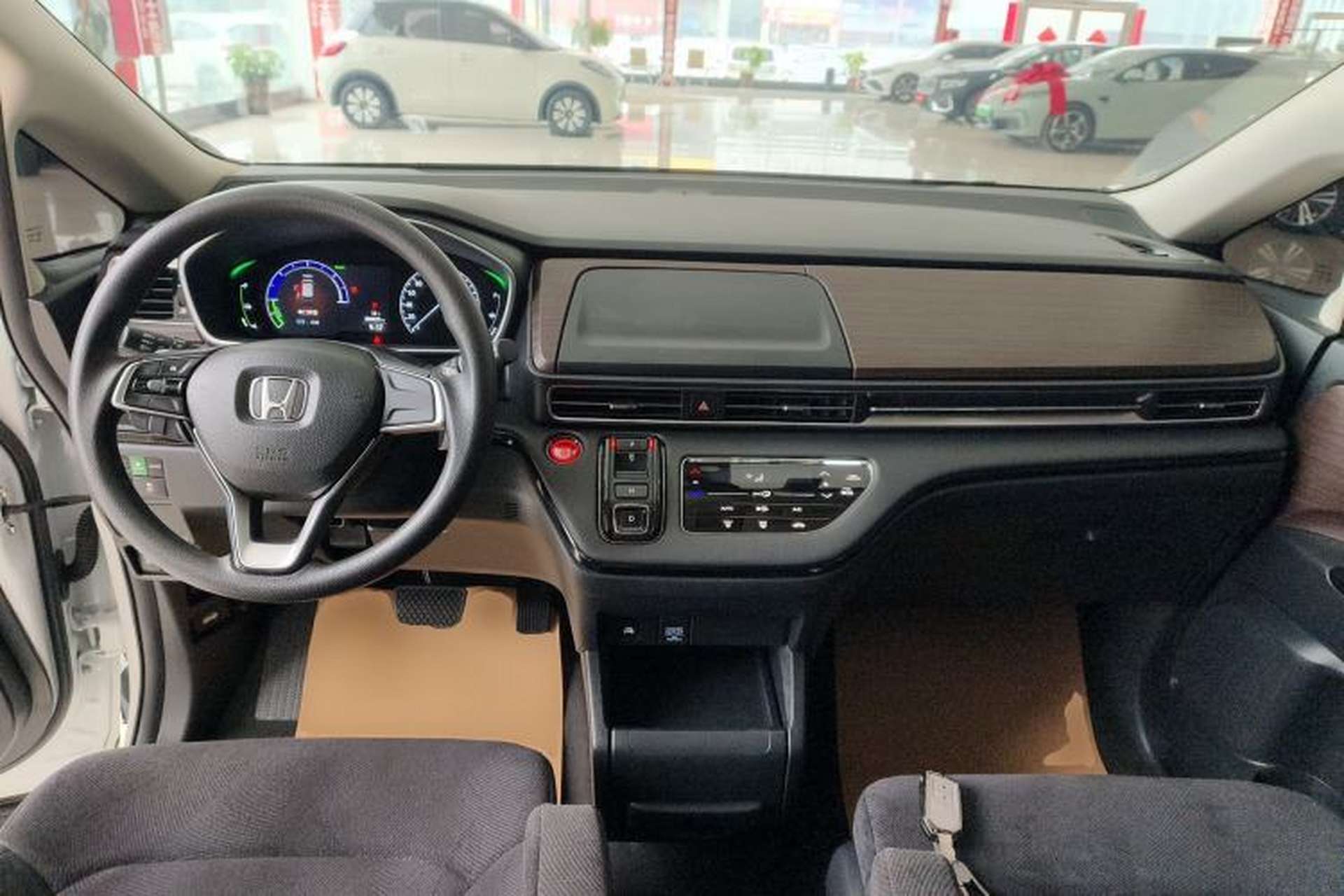 Used Honda Odyssey 2022 2.0L eHEV Sharp Enjoyment Edition Center Console