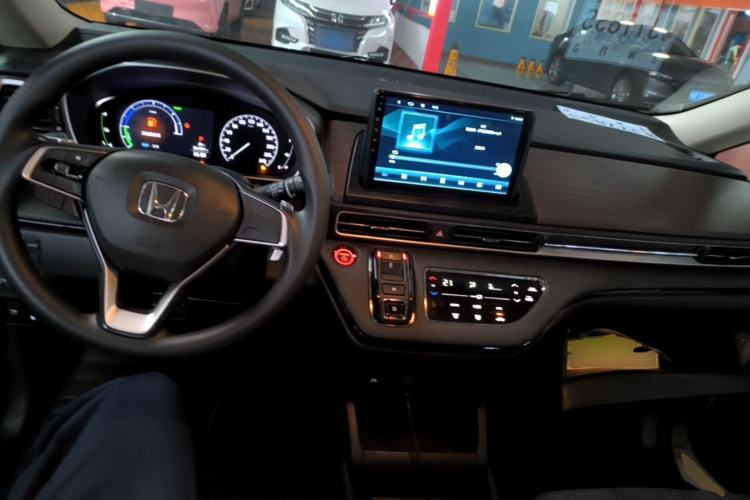 Used Honda Odyssey 2022 2.0L eHEV Sharp Enjoyment Edition Center Console