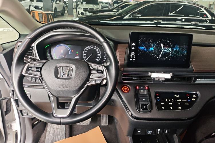 Used Honda Odyssey 2022 2.0L eHEV Sharp Enjoyment Edition Center Console
