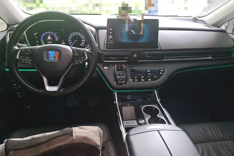 Used Honda Odyssey 2022 2.0L eHEV Sharp Supreme Edition Center Console