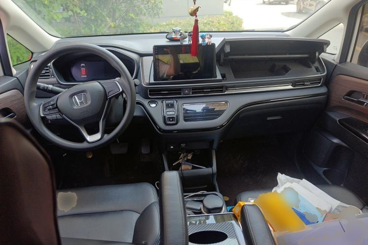 Used Honda Odyssey 2022 2.0L eHEV Sharp Enjoyment Edition Center Console