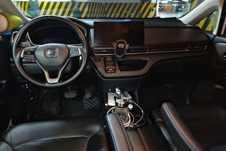 Used Honda Odyssey 2022 2.0L eHEV Sharp Enjoyment Edition Center Console