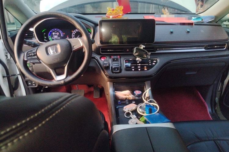 Used Honda Odyssey 2022 2.0L eHEV Sharp Enjoyment Edition Center Console