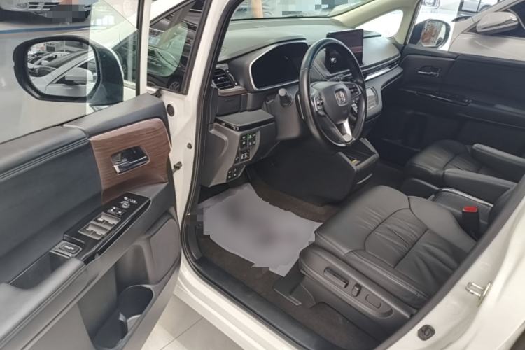 Used Honda Odyssey 2022 2.0L eHEV Sharp Enjoyment Edition Driver Seat