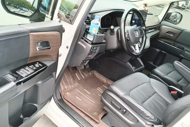 Used Honda Odyssey 2022 2.0L eHEV Sharp·Luxury Edition Driver Seat