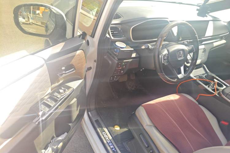 Used Honda Odyssey 2022 2.0L eHEV Sharp Enjoyment Edition Driver Seat