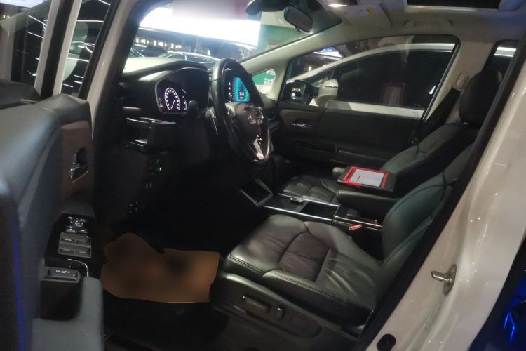 Used Honda Odyssey 2022 2.0L eHEV Sharp Enjoyment Edition Driver Seat