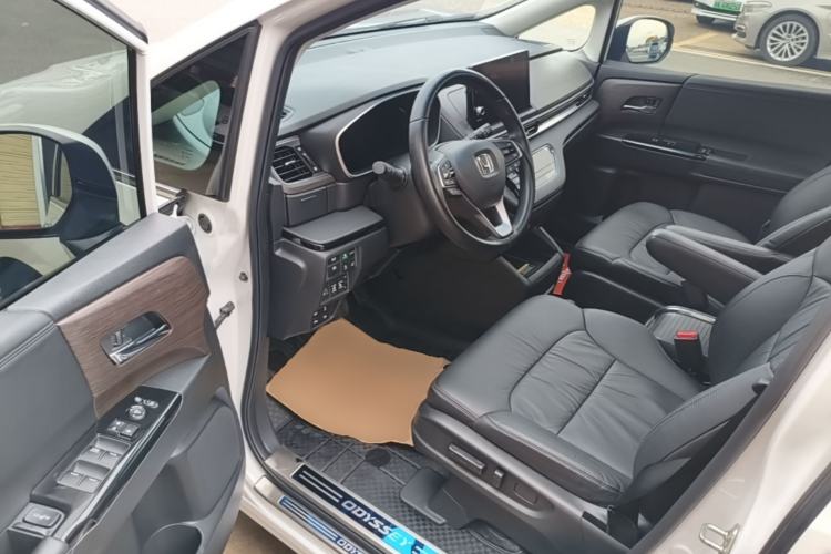 Used Honda Odyssey 2022 2.0L eHEV Sharp Enjoyment Edition Driver Seat
