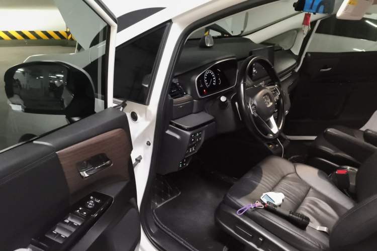 Used Honda Odyssey 2022 2.0L eHEV Sharp Enjoyment Edition Driver Seat