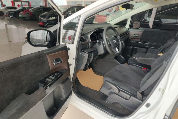 Used Honda Odyssey 2022 2.0L eHEV Sharp Enjoyment Edition Driver Seat