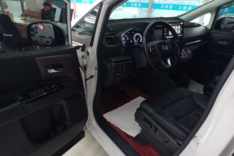 Used Honda Odyssey 2022 2.0L eHEV Sharp Enjoyment Edition Driver Seat