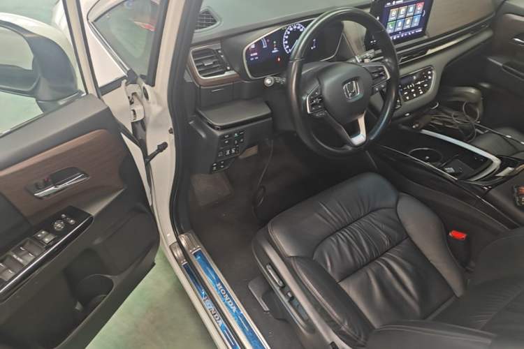 Used Honda Odyssey 2022 2.0L eHEV Sharp·Luxury Edition Driver Seat