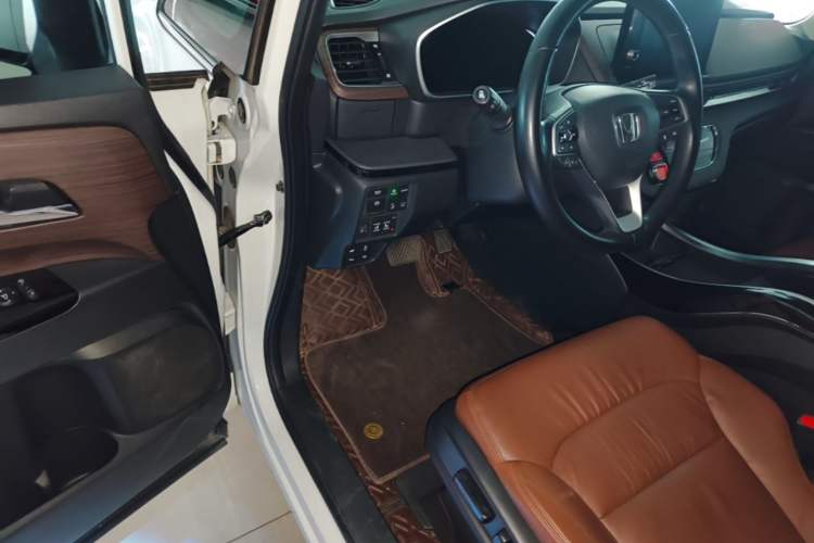Used Honda Odyssey 2022 2.0L eHEV Sharp·Luxury Edition Driver Seat