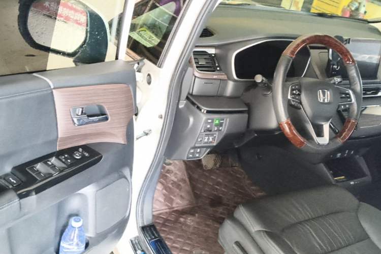 Used Honda Odyssey 2022 2.0L eHEV Sharp Enjoyment Edition Driver Seat