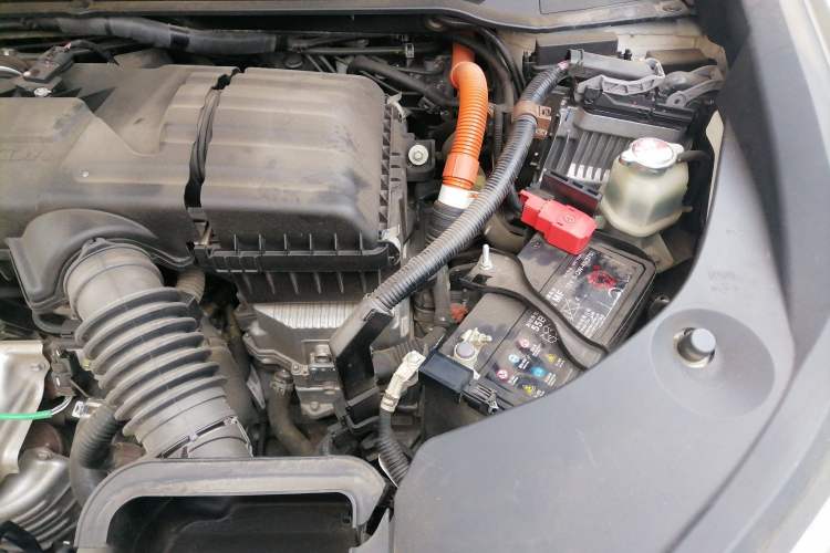 Used Honda Odyssey 2022 2.0L eHEV Sharp Enjoyment Edition Engine Bay Left